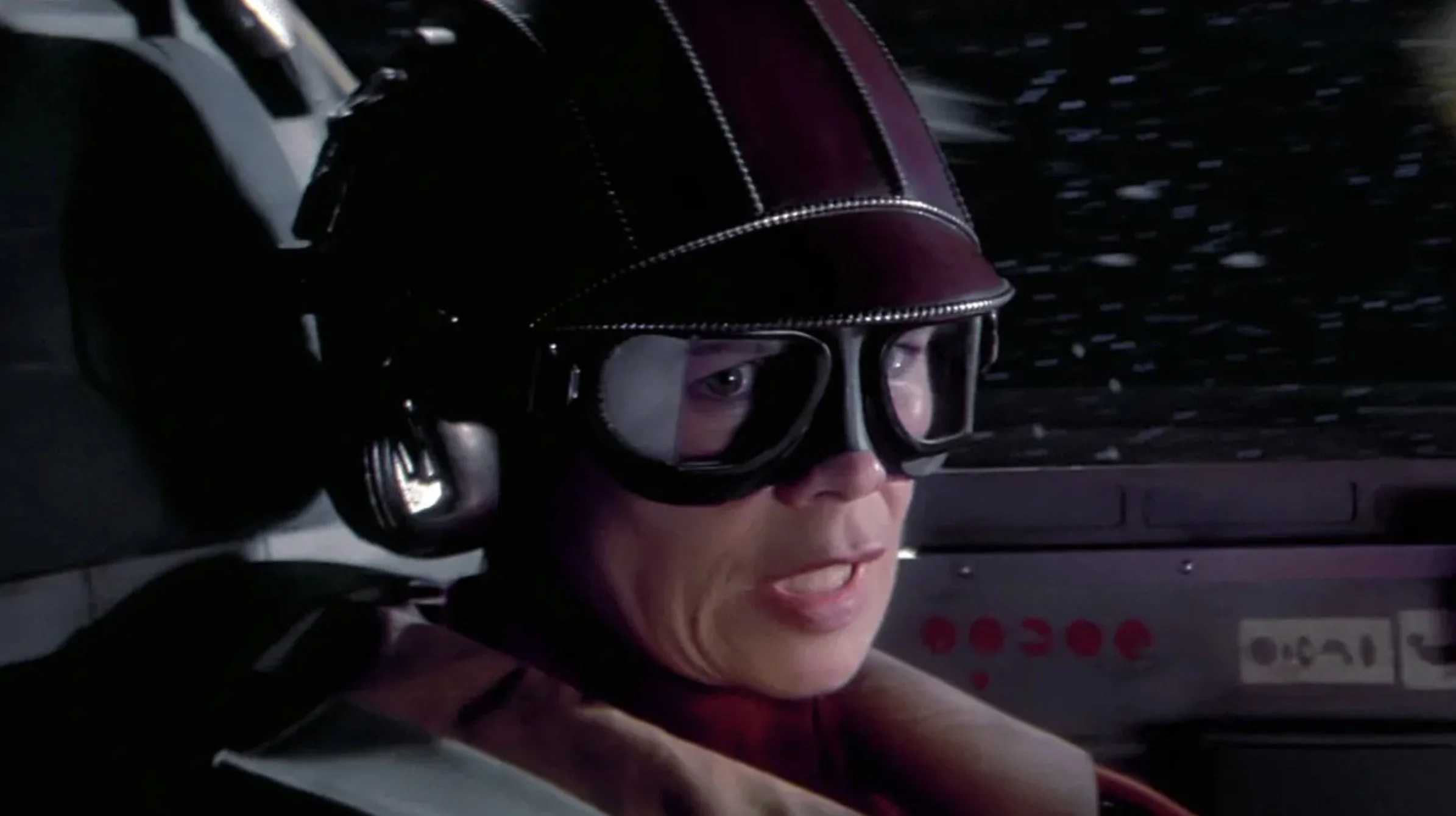 The Star Wars actress says that George Lucas reproached her for wearing the lipstick in the ghost threat
